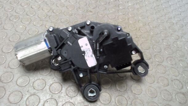Foto: SCHEIBENWISCHERMOTOR HINTEN eines VW Fox 1.2