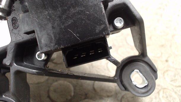 Foto: SCHEIBENWISCHERMOTOR HINTEN eines VW Fox 1.2