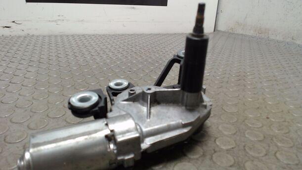 Foto: SCHEIBENWISCHERMOTOR HINTEN eines VW Fox 1.2
