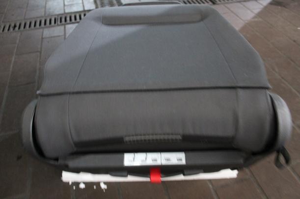 Foto: SITZ 2 REIHE LINKS eines VW Touran 2.0 EcoFuel Highline