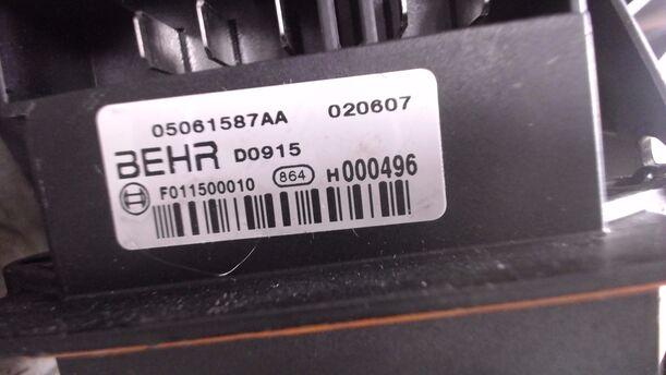 Foto: HEIZUNGSGEBLÄSE eines Chrysler 300C 3.0 CRD DPF Automatik Highline