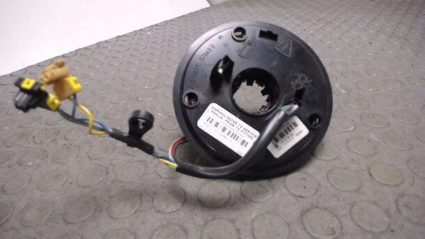 Foto: SCHLEIFRING / WICKELFEDER eines Chrysler 300C 3.0 CRD DPF Automatik Highline