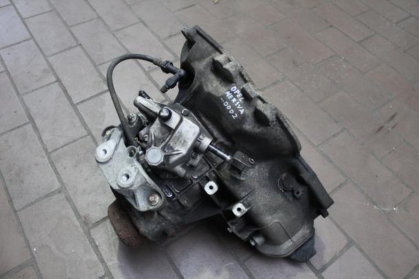 Foto: SCHALTGETRIEBE F13 4,29 eines Opel Meriva 1.4 Highline