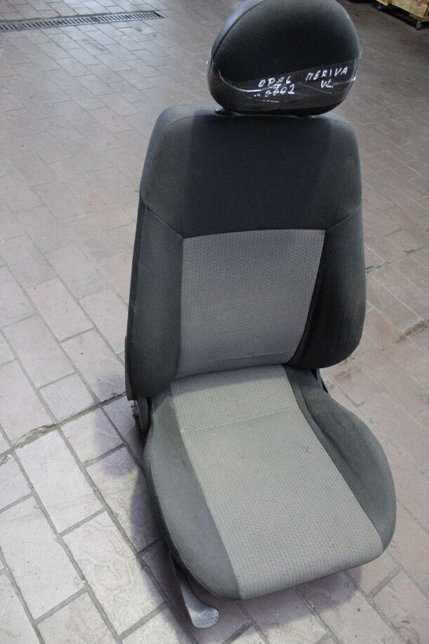 Foto: FAHRERSITZ/ SITZ VORN LINKS eines Opel Meriva 1.4 Highline