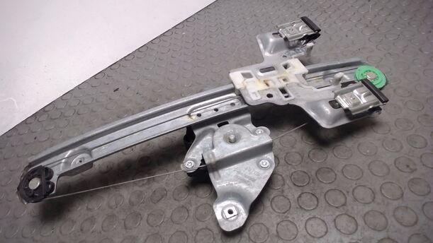 Foto: FENSTERHEBER HINTEN RECHTS eines Chrysler 300C 3.0 CRD DPF Automatik Highline