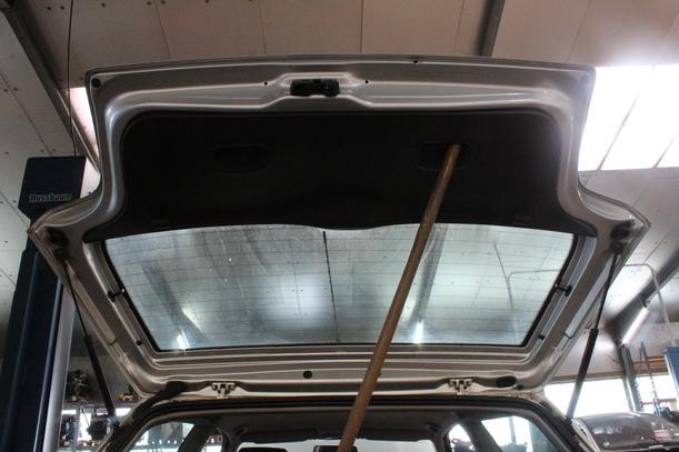 Foto: HECKKLAPPE/ HECKDECKEL ( 6N2 ) eines VW Polo Highline