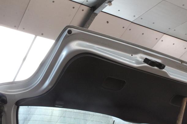 Foto: HECKKLAPPE/ HECKDECKEL ( 6N2 ) eines VW Polo Highline