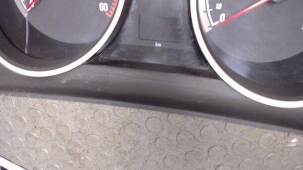 Foto: TACHOEINHEIT (ENTHEIRATET) eines Opel Zafira 1.9 CDTI RT