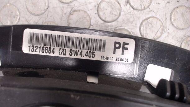 Foto: TACHOEINHEIT (ENTHEIRATET) eines Opel Zafira 1.9 CDTI RT