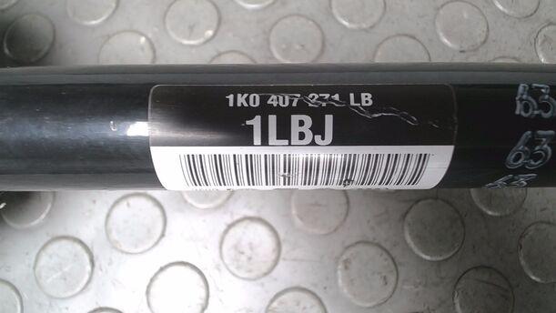 Foto: ANTRIEBSWELLE LINKS ( DSG 7 GANG ) eines VW Golf Plus 1.6 TDI DPF DSG Highline