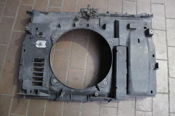 Foto: SCHLOSSTRÄGER eines Citroen C8 2.2 16V RT