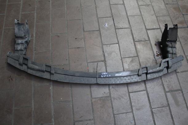 Foto: VERSTÄRKUNG UNTEN VORN eines Citroen C8 2.2 16V Highline