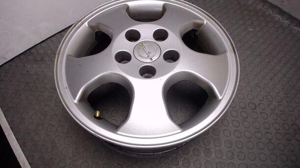 Foto: ALUFELGE 6X15 ET49 (5-Loch) eines Opel Corsa 1.2 16V Highline