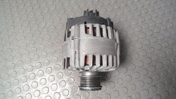 Foto: LICHTMASCHINE ( 140A ) eines VW Golf Plus 1.6 TDI DPF DSG Highline