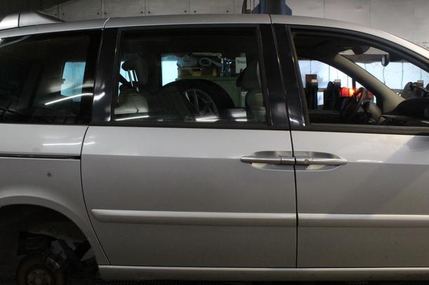 Foto: SCHIEBETÜR LINKS eines Citroen C8 2.2 16V Highline