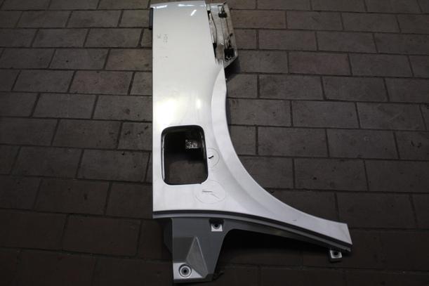 Foto: KOTFLÜGEL HINTEN LINKS eines Citroen C8 2.2 16V Highline