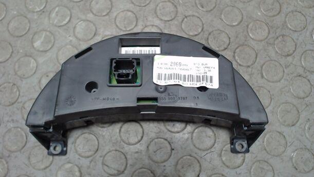 Foto: TACHOEINHEIT / KOMBIINSTRUMENT eines Citroen C8 2.2 16V Highline