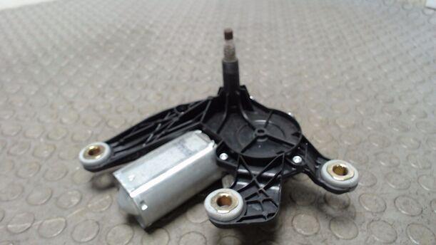 Foto: SCHEIBENWISCHERMOTOR HINTEN eines Citroen C8 2.2 16V Highline