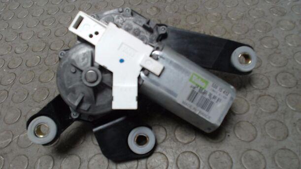 Foto: SCHEIBENWISCHERMOTOR HINTEN eines Citroen C8 2.2 16V Highline