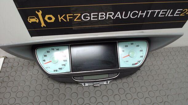 Foto: TACHOEINHEIT / KOMBIINSTRUMENT eines Citroen C8 2.2 16V Highline
