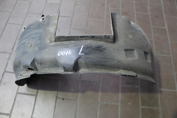 Foto: RADHAUSSCHALE/ INNENRADHAUS VORN LINKS eines Opel Corsa 1.0 12V Highline