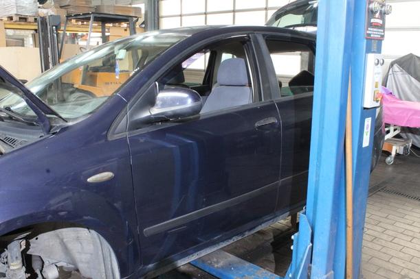Foto: TÜR VORN LINKS eines Fiat Croma 2.2 16V Highline