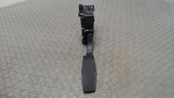Foto: GASPEDAL eines Fiat Croma 2.2 16V Highline