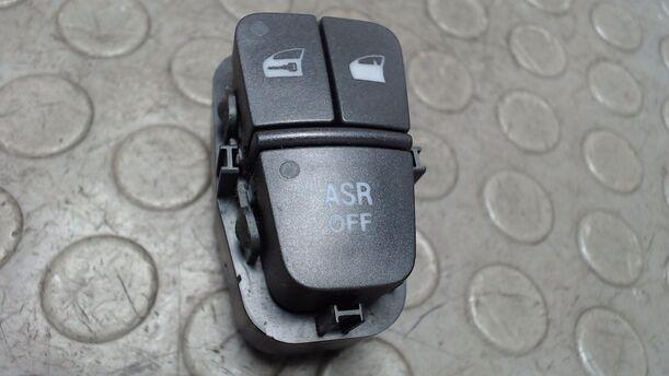 Foto: SCHALTER ZENTRALVERRIEGELUNG eines Fiat Croma 2.2 16V Highline