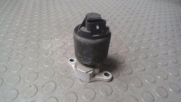 Foto: ABGASRÜCKFÜHRUNGSVENTIL/ AGR VENTIL eines Chevrolet Matiz 0.8