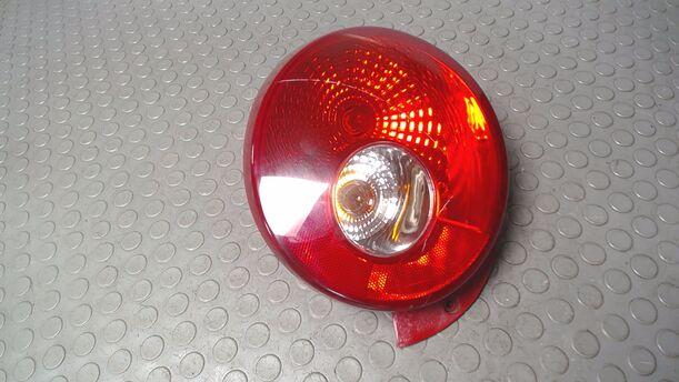Foto: HECKLEUCHTE/ RÜCKLEUCHTE LINKS ( AB 2005 ) eines Chevrolet Matiz 0.8