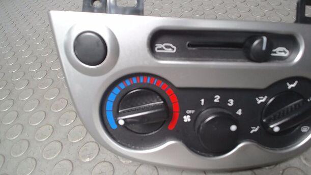 Foto: HEIZUNGSBETÄTIGUNG eines Chevrolet Matiz 0.8