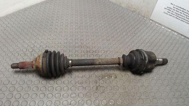 Foto: ANTRIEBSWELLE LINKS eines Ford Mondeo 2.0 Turnier TDCi