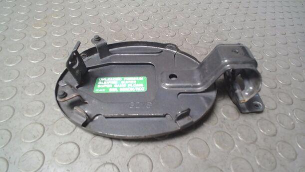 Foto: TANKKLAPPE/ TANKDECKEL eines Mazda 6 Sport Kombi 2.0 City