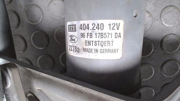 Foto: SCHEIBENWISCHERMOTOR VORN eines Ford Fiesta Swing