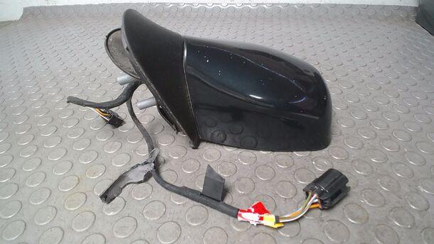 Foto: AUSSENSPIEGEL ELEKTRISCH VERSTELLBAR LINKS eines Ford Fiesta
