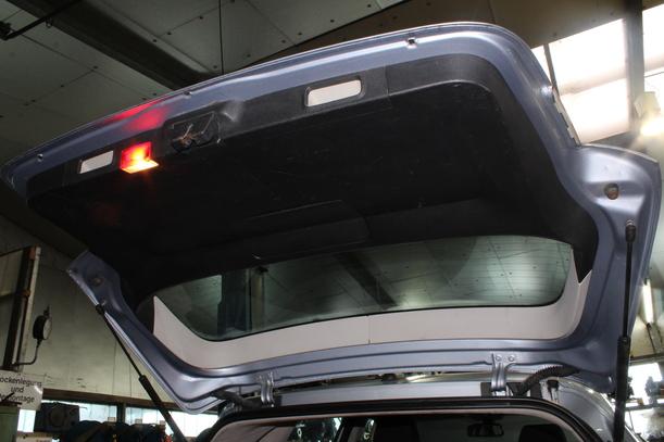 Foto: HECKKLAPPE/ HECKDECKEL eines Mercedes-Benz B 200 CDI Autotronic