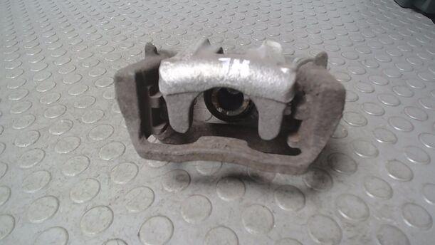 Foto: BREMSSATTEL HINTEN LINKS ( TRW ) eines Mercedes-Benz B 200 CDI Autotronic
