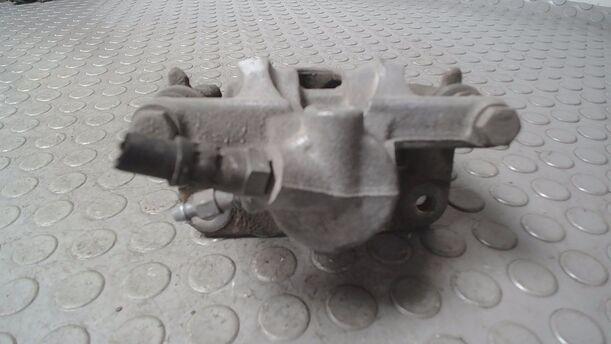 Foto: BREMSSATTEL HINTEN LINKS ( TRW ) eines Mercedes-Benz B 200 CDI Autotronic