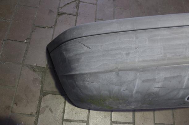 Foto: STOSSFÄNGER / STOßSTANGE VORN eines Mercedes-Benz 410 D  904.662