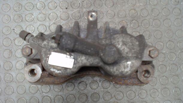 Foto: BREMSSATTEL HINTEN RECHTS eines Mercedes-Benz 410 D  904.662