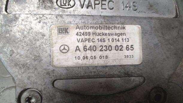 Foto: VAKUUMPUMPE eines Mercedes-Benz B 200 CDI Autotronic