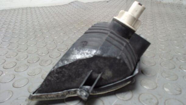 Foto: BLINKER LINKS ( WEISS ) eines Nissan Micra 1.2