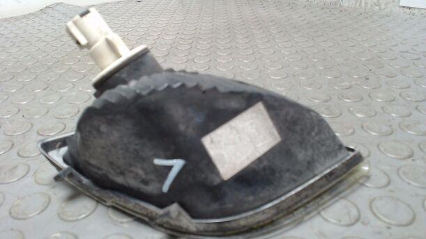 Foto: BLINKER LINKS ( WEISS ) eines Nissan Micra 1.2
