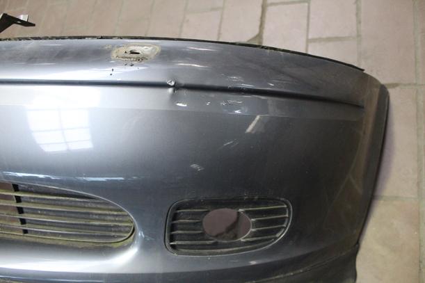 Foto: STOSSFÄNGER/ STOßSTANGE VORN ( FACELIFT ) eines Opel Vectra 1.6 Caravan