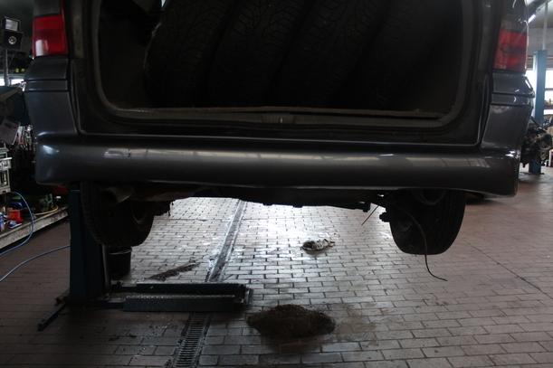 Foto: STOSSFÄNGER/ STOßSTANGE HINTEN ( CARAVAN/ FACELIFT ) eines Opel Vectra 1.6 Caravan
