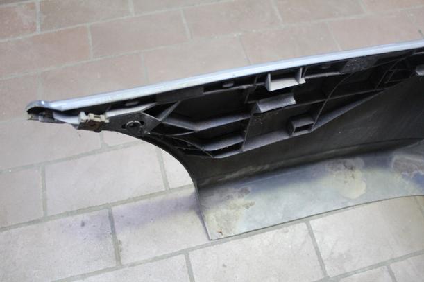 Foto: STOSSFÄNGER/ STOßSTANGE HINTEN ( CARAVAN/ FACELIFT ) eines Opel Vectra 1.6 Caravan