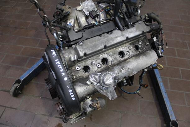Foto: MOTOR Z16XE eines Opel Vectra 1.6 Caravan
