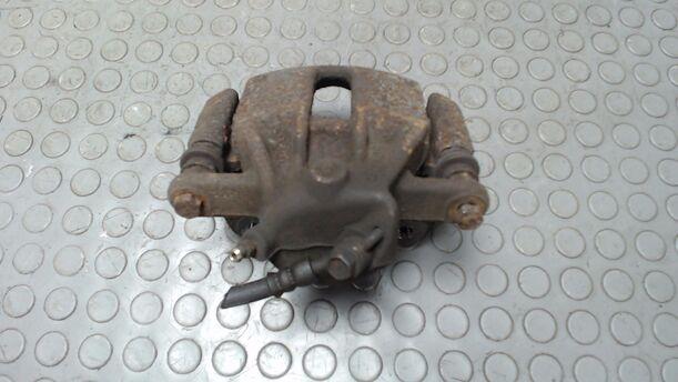 Foto: BREMSSATTEL VORN LINKS eines Nissan Micra 1.2