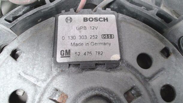 Foto: ELEKTROLÜFTER eines Opel Vectra 1.6 Caravan