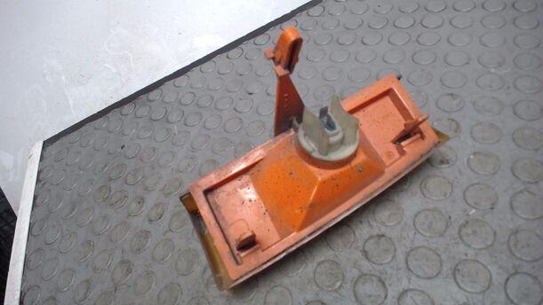 Foto: BLINKER / BLINKLEUCHTE RECHTS eines OPEL KADETT D CARAVAN